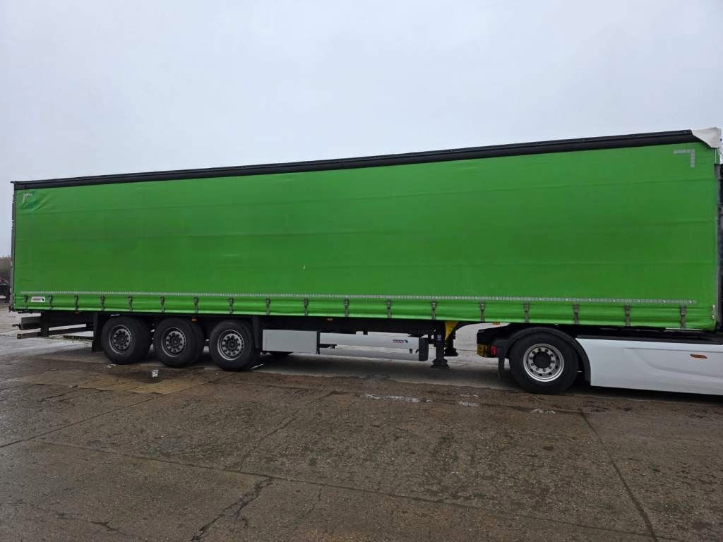 Fahrzeugabbildung Schmitz Cargobull Gardine Standard, Lift, 12642 XL, Edscha