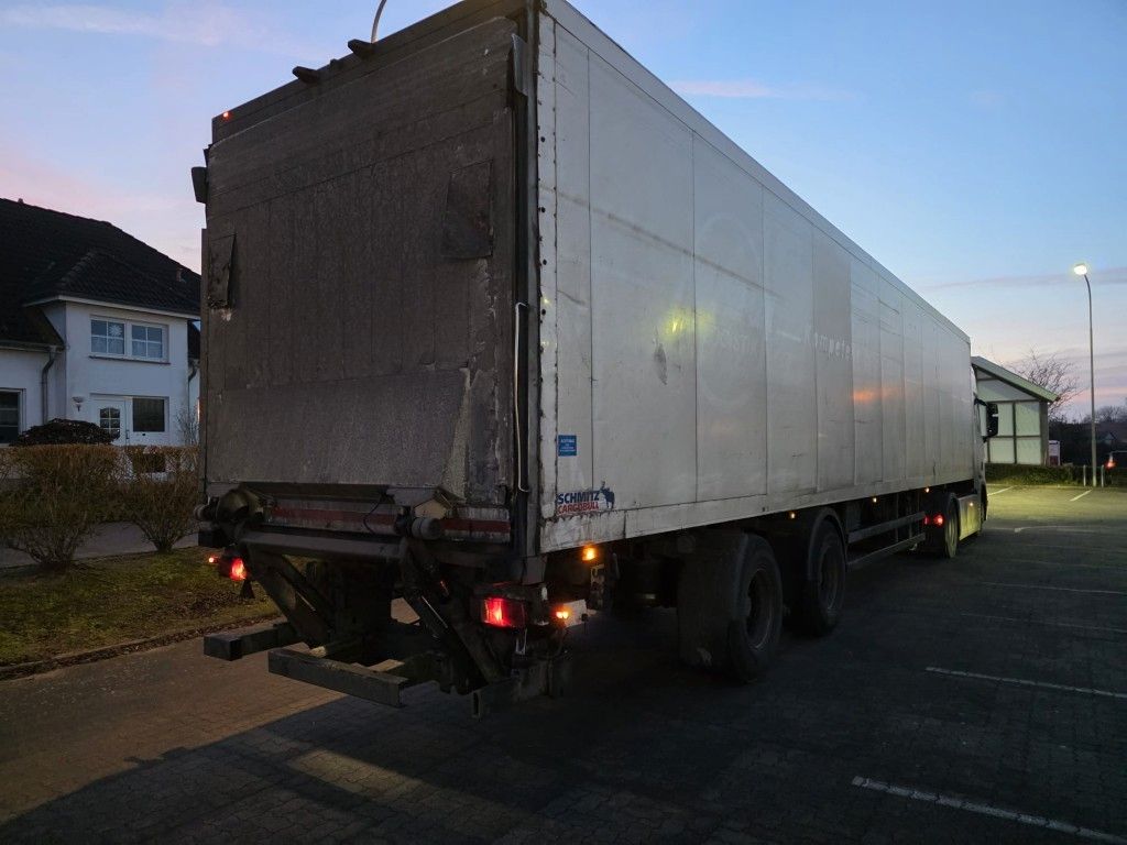 Fahrzeugabbildung Schmitz Cargobull City Tiefkühler, 2. Achs drehbar, 3 to Ladebordw