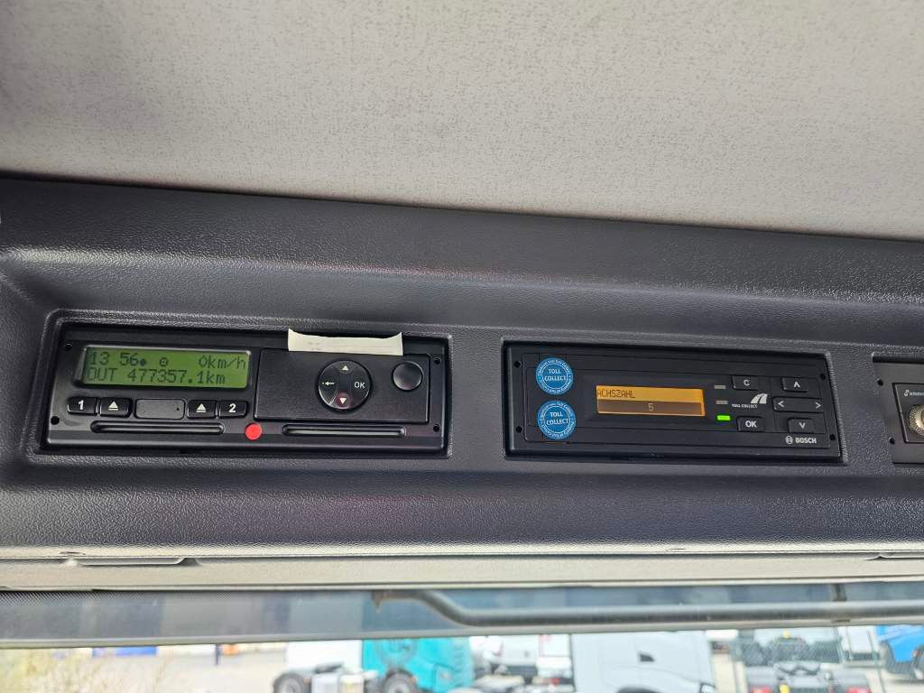 Fahrzeugabbildung Scania P400 mit Orten Schwenkwand und Orten Schwenkwand