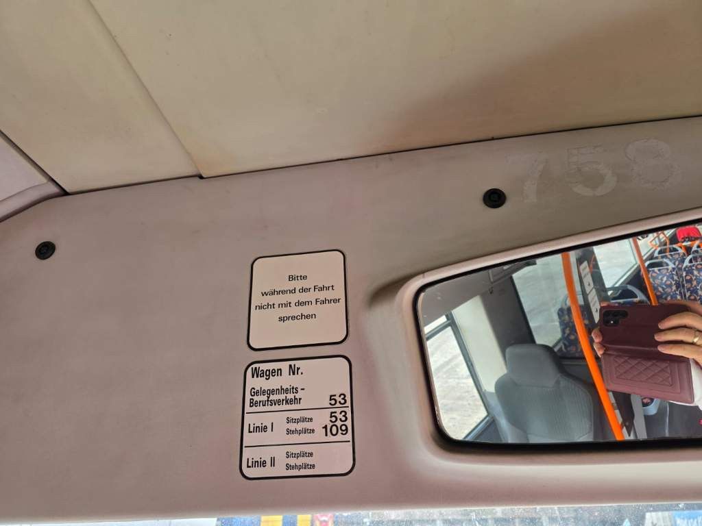 Fahrzeugabbildung Mercedes-Benz Citaro O530 Gelenkbus, 53+109+1, LAWO
