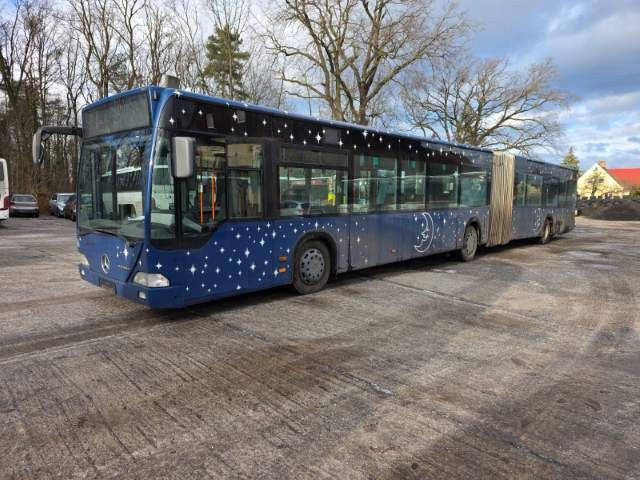 Fahrzeugabbildung Mercedes-Benz Citaro O530 Gelenkbus, 53+109+1, LAWO