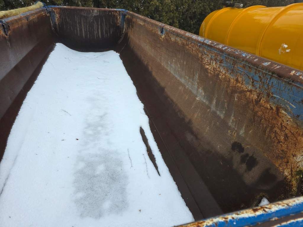 Fahrzeugabbildung Meiller Stahlmulde MHKS 41/3-S, Schütte, Liftachse