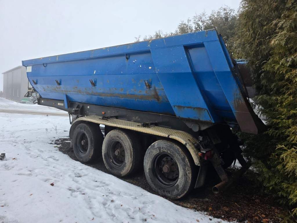 Fahrzeugabbildung Meiller Stahlmulde MHKS 41/3-S, Schütte, Liftachse