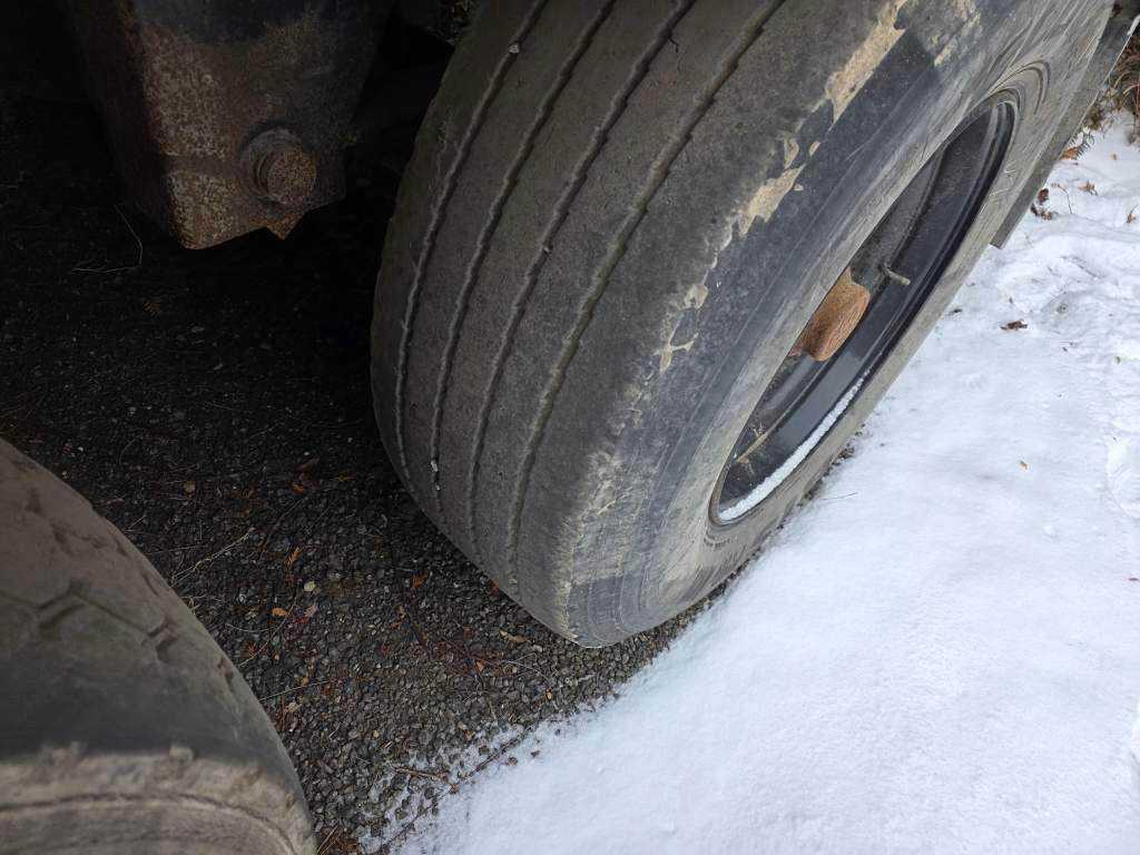 Fahrzeugabbildung Meiller Stahlmulde MHKS 41/3-S, Schütte, Liftachse