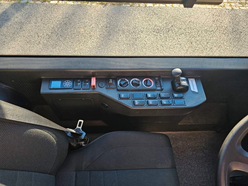 Fahrzeugabbildung MAN Lions City Gelenkbus, Retarder, TÜV 08/2026