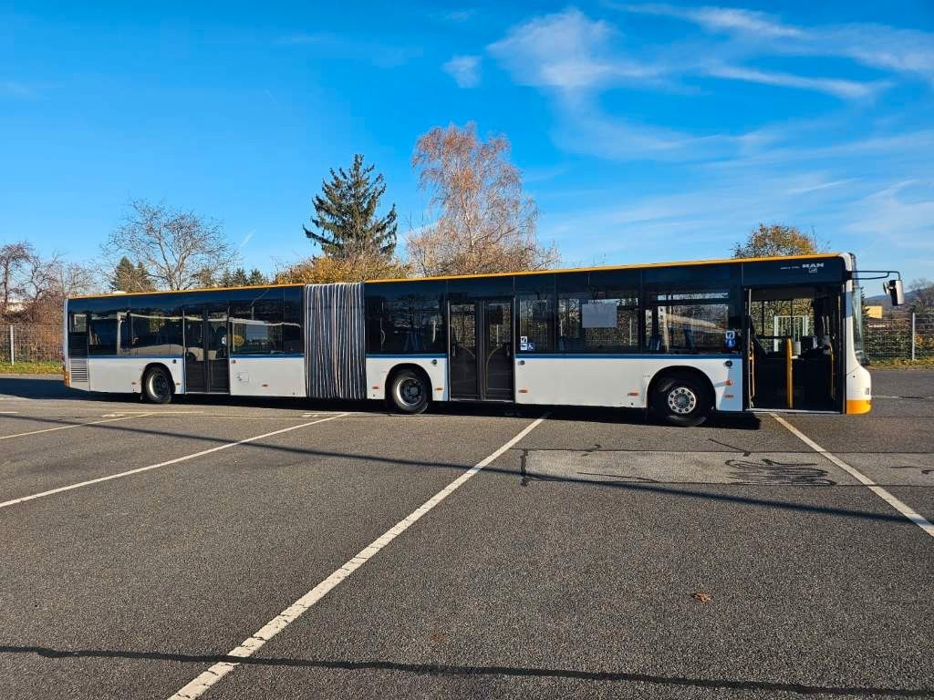 Fahrzeugabbildung MAN Lions City Gelenkbus, Retarder, TÜV 08/2026