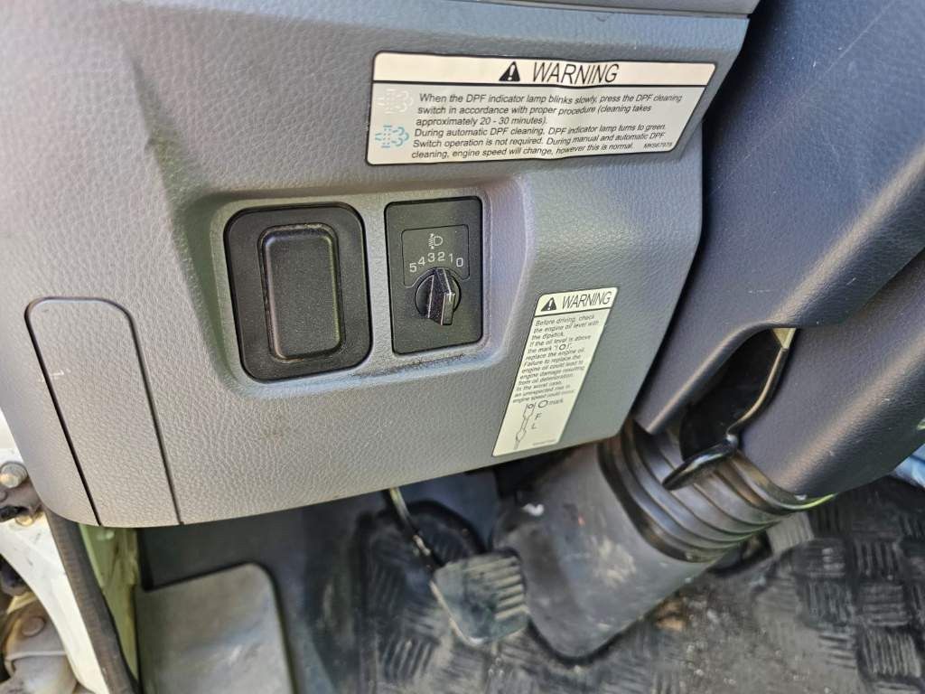 Fahrzeugabbildung FUSO 7C15 Palfinger Absetzer