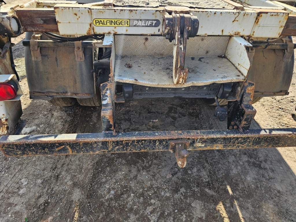 Fahrzeugabbildung FUSO 7C15 Palfinger Absetzer