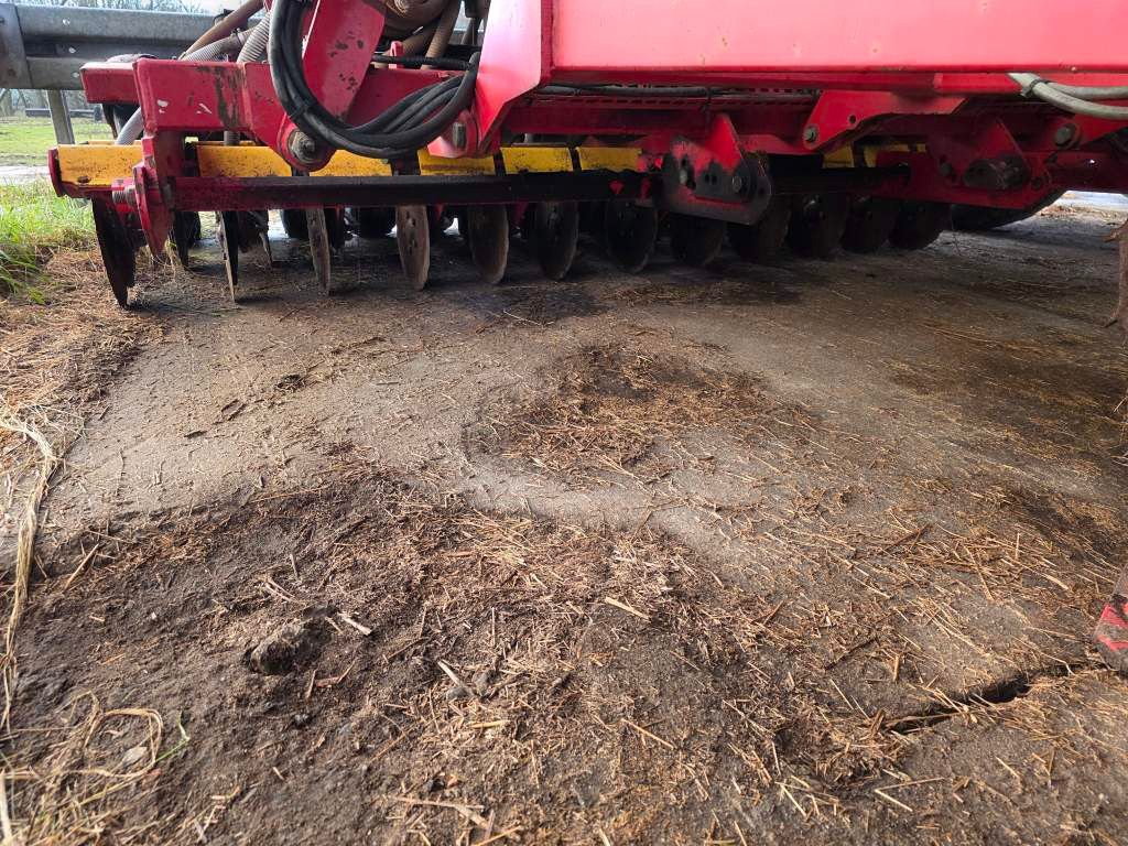 Fahrzeugabbildung Andere Väderstad RD 600 P Drille