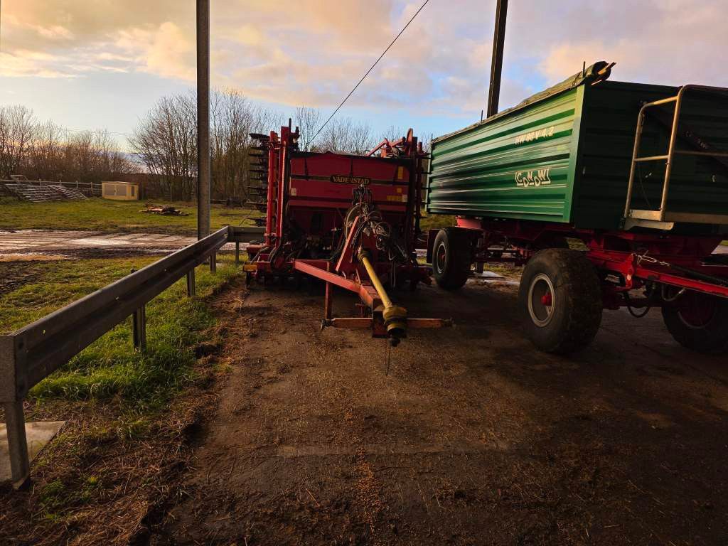 Fahrzeugabbildung Andere Väderstad RD 600 P Drille