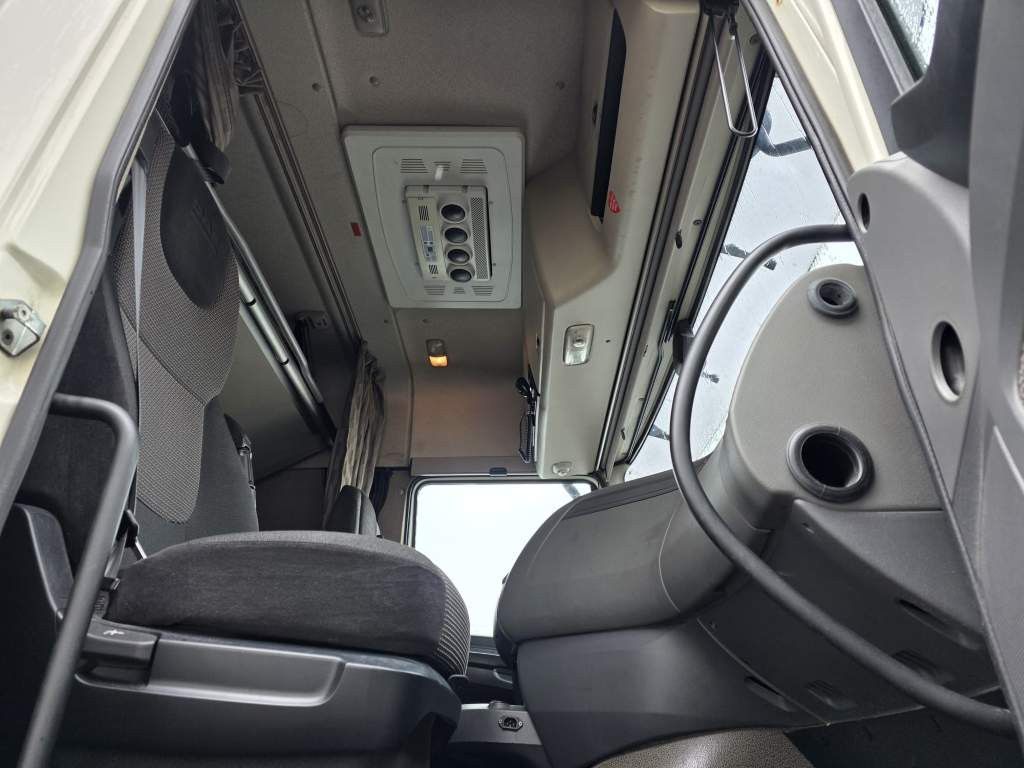 Fahrzeugabbildung DAF XF 460 SC , Standard, ZF Intarder, Abstzandstemp