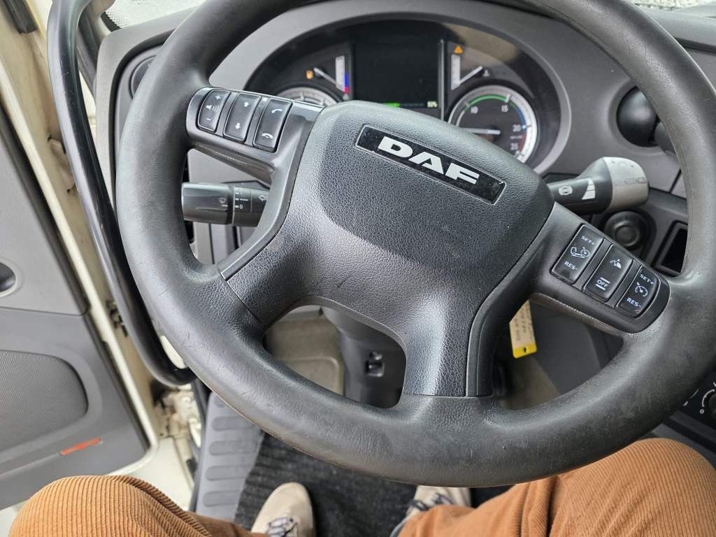 Fahrzeugabbildung DAF XF 460 SC , Standard, ZF Intarder, Abstzandstemp