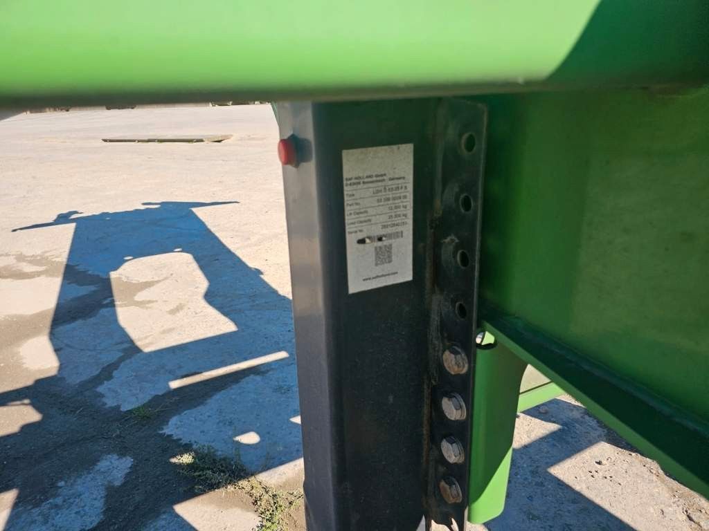 Fahrzeugabbildung Wielton Vario Containerchassis, Reifendruckkontrolle