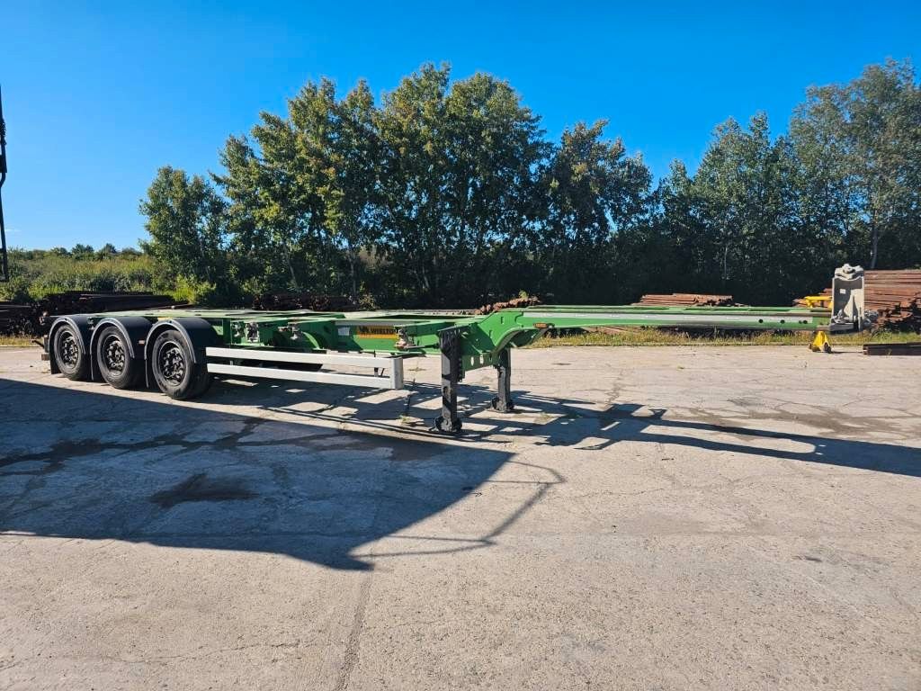 Fahrzeugabbildung Wielton Vario Containerchassis, Reifendruckkontrolle