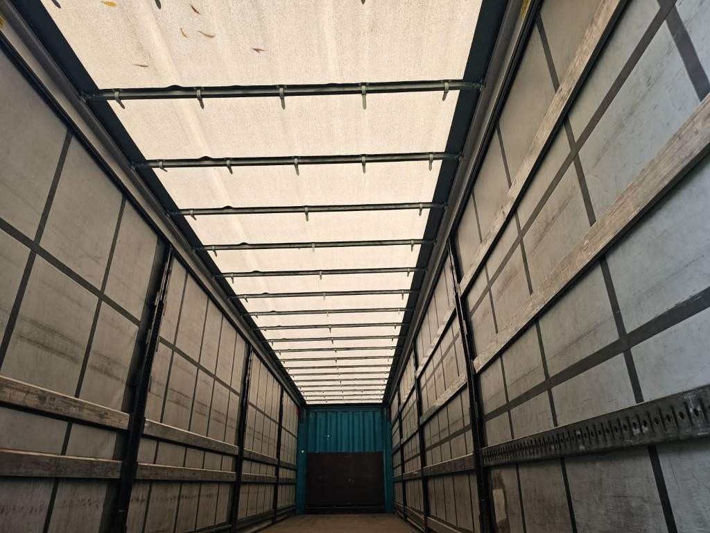 Fahrzeugabbildung Krone Gardine Standard, Plaettenkasten, Liftachse