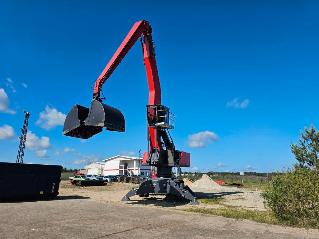 Fahrzeugabbildung Fuchs mobiler Ladekran 380/390MHL mit div.Anbaugeräten