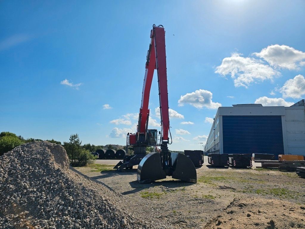Fahrzeugabbildung Fuchs mobiler Ladekran 380/390MHL mit div.Anbaugeräten