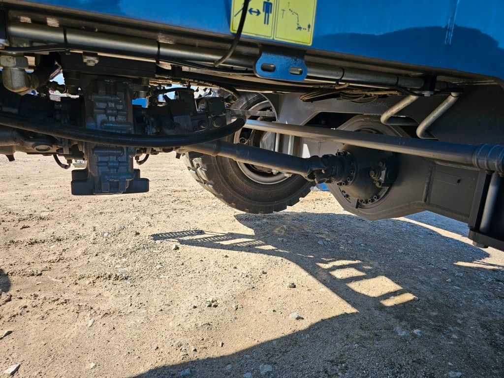 Fahrzeugabbildung Fuchs mobiler Ladekran 380/390MHL mit div.Anbaugeräten