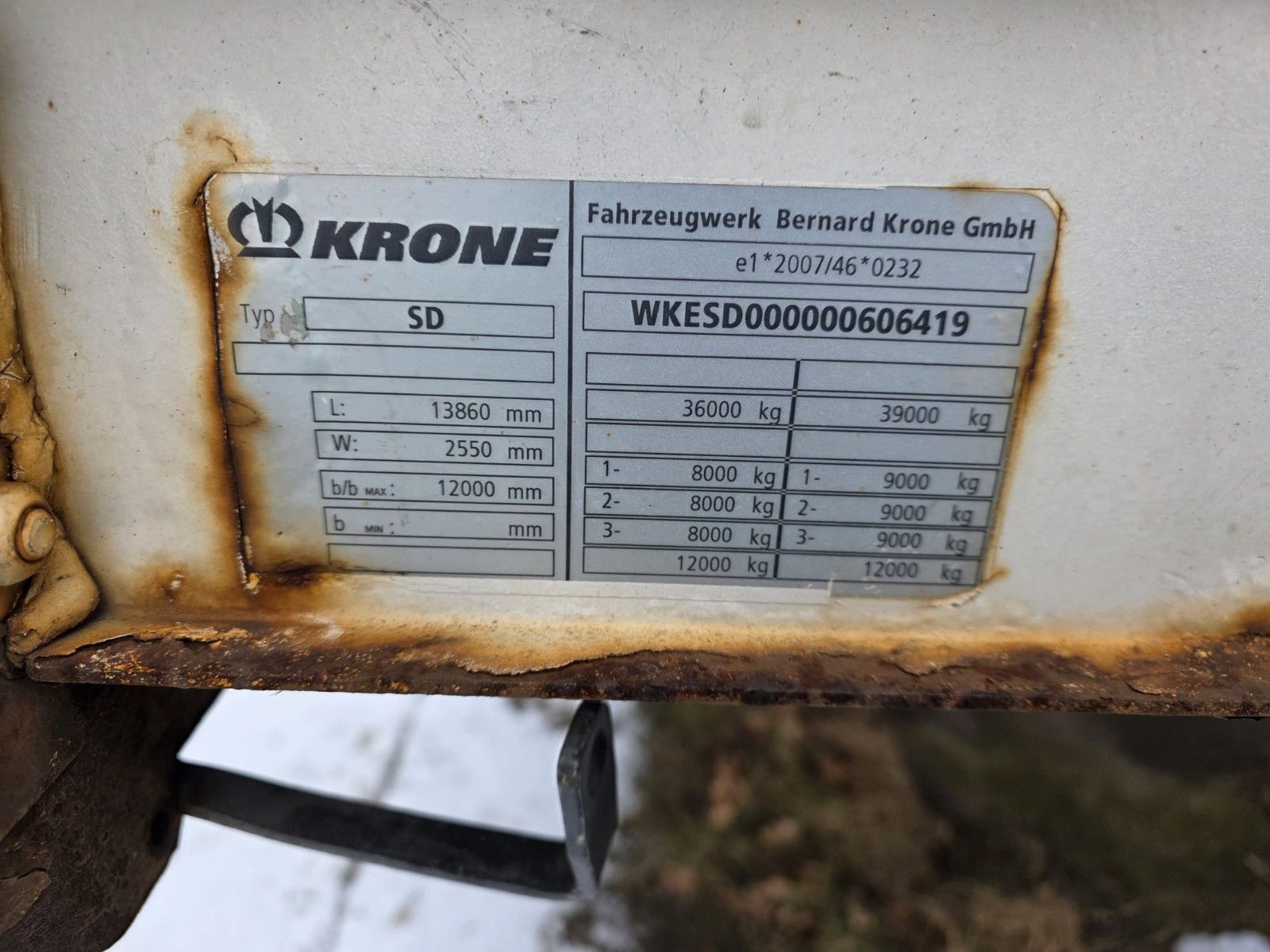 Fahrzeugabbildung Krone Gardine Lowliner, Joloda-Schienen, Hubdach