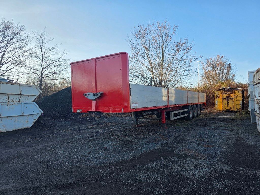 Renders Bordwandsattel, Lift, 4 x Steckdose für Verbreit