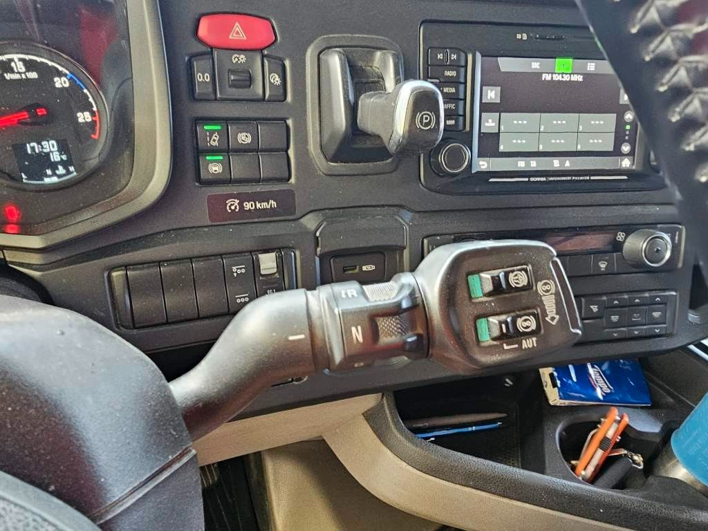 Fahrzeugabbildung Scania R450,Retarder,Kipphydraulik,ALCOA LM