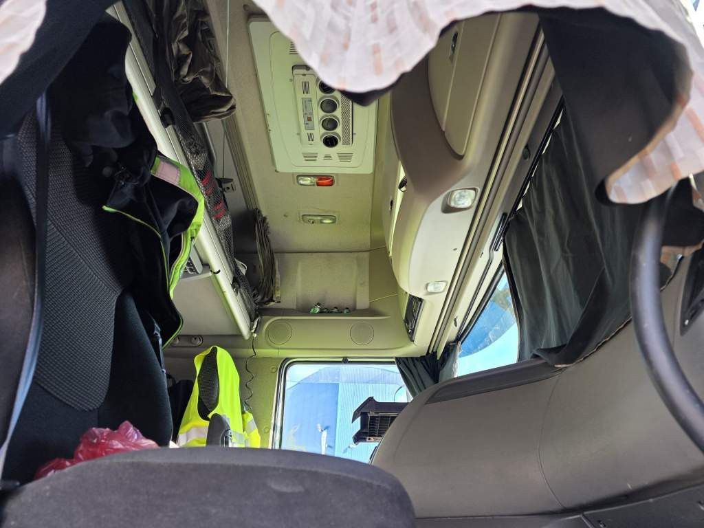 Fahrzeugabbildung DAF XF 460 SSC, Retrader, Standklima, Euro 6