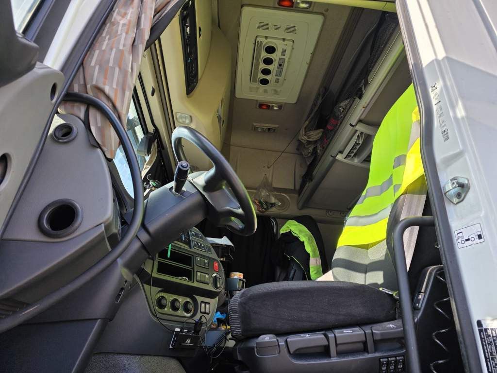 Fahrzeugabbildung DAF XF 460 SSC, Retrader, Standklima, Euro 6