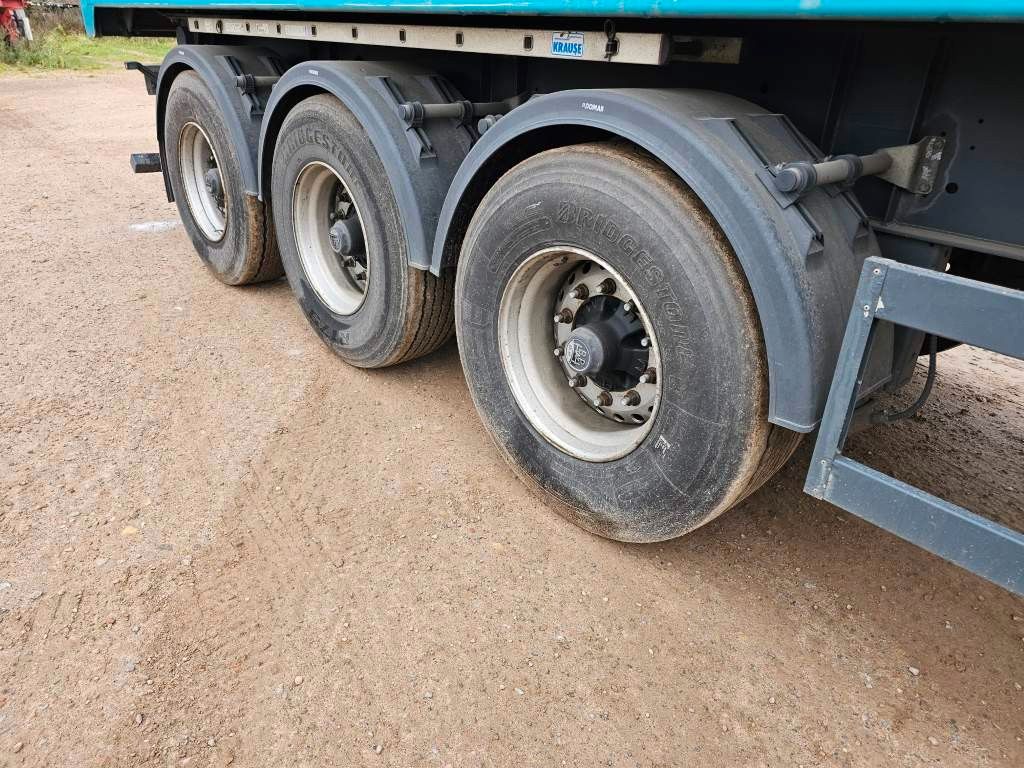 Fahrzeugabbildung Reisch 49 cbm, Pendelklappe, Lift, Lastmanometer, BPW