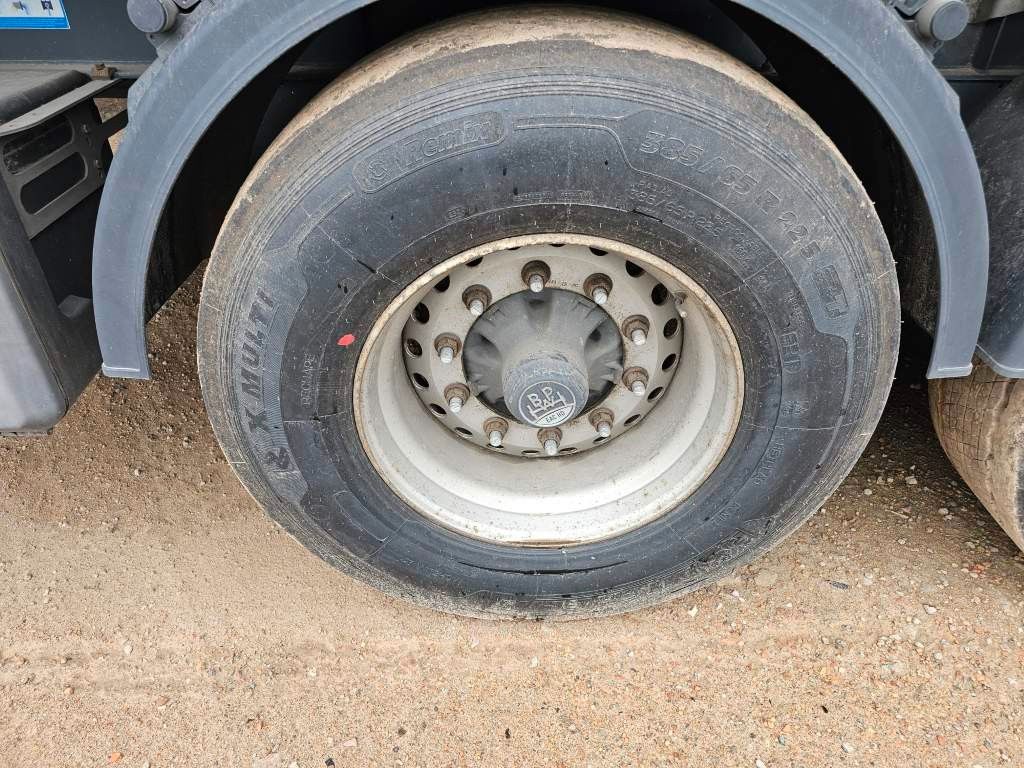 Fahrzeugabbildung Reisch 49 cbm, Pendelklappe, Lift, Lastmanometer, BPW