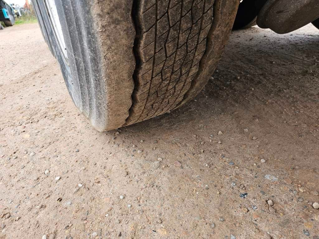 Fahrzeugabbildung Reisch 49 cbm, Pendelklappe, Lift, Lastmanometer, BPW