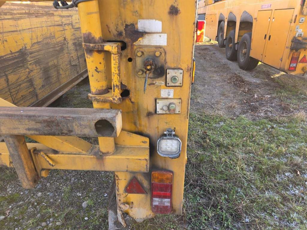 Fahrzeugabbildung Langendorf Innenlader Beton, SBH 27/35, Liftachse