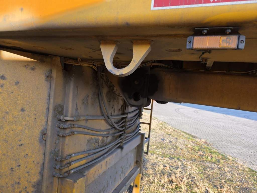 Fahrzeugabbildung Langendorf Innenlader Beton, SBH 27/35, Liftachse