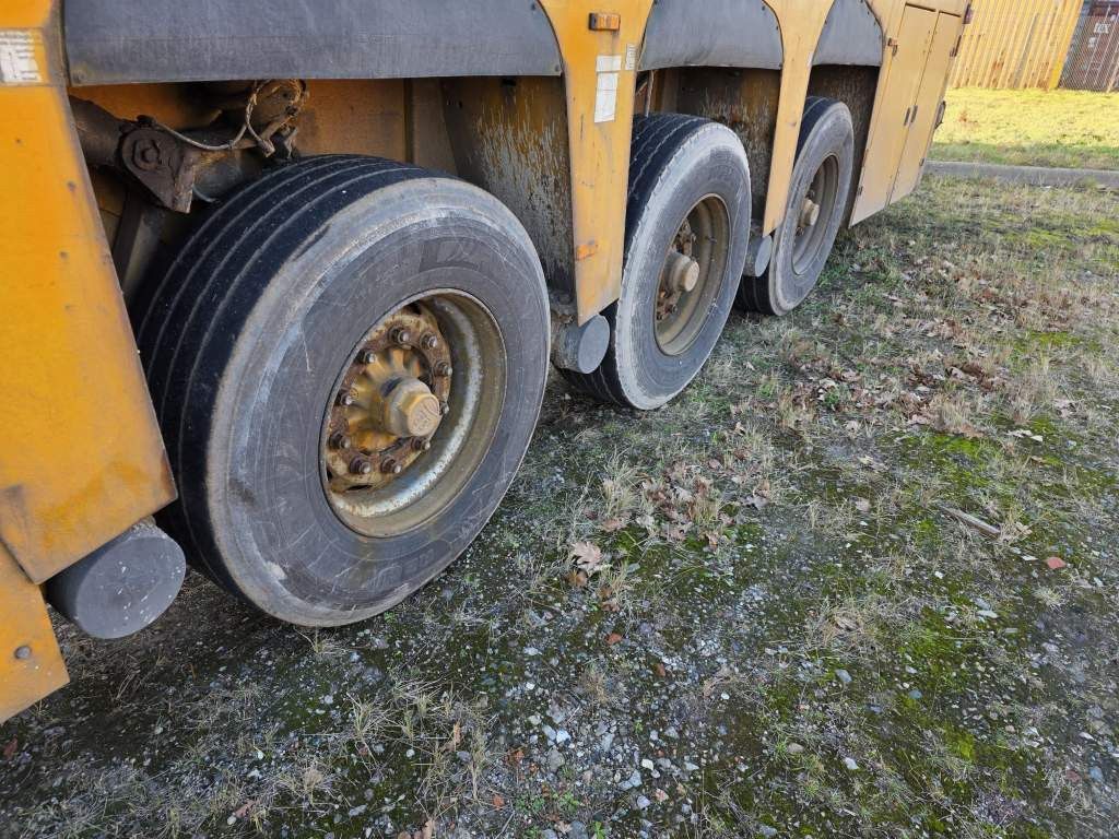 Fahrzeugabbildung Langendorf Innenlader Beton, SBH 27/35, Liftachse