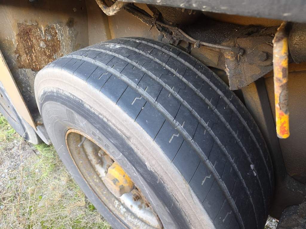Fahrzeugabbildung Langendorf Innenlader Beton, SBH 27/35, Liftachse