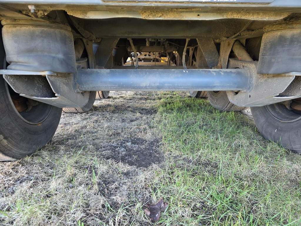 Fahrzeugabbildung Reisch ca. 49 cbm Getreiodekipper, Kornschieber, Lift