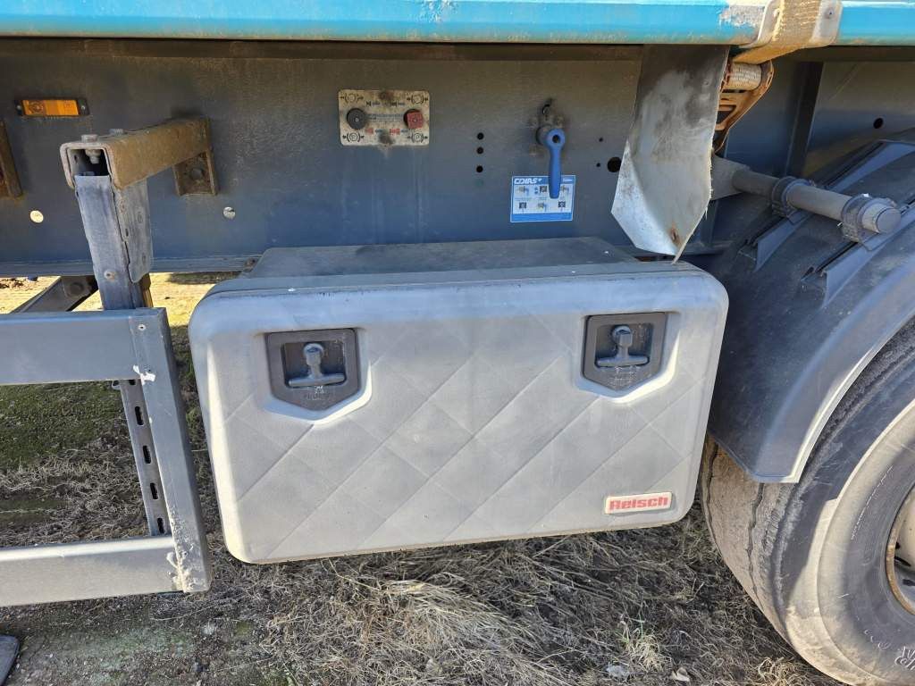 Fahrzeugabbildung Reisch ca. 49 cbm Getreiodekipper, Kornschieber, Lift