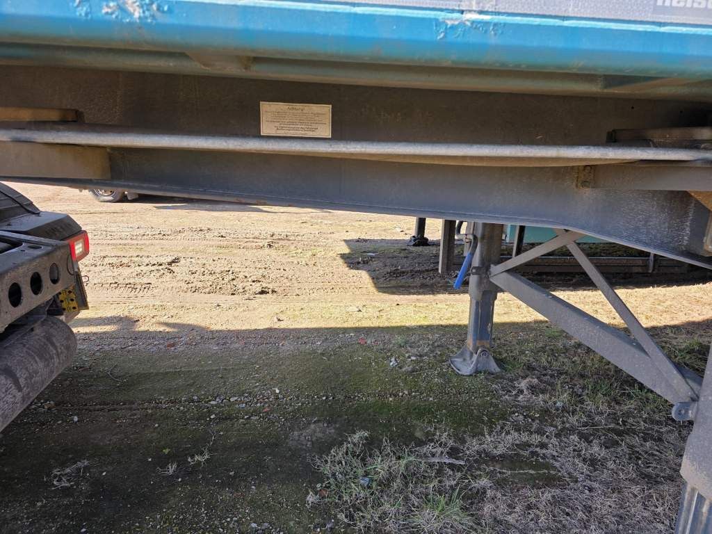 Fahrzeugabbildung Reisch ca. 49 cbm Getreiodekipper, Kornschieber, Lift