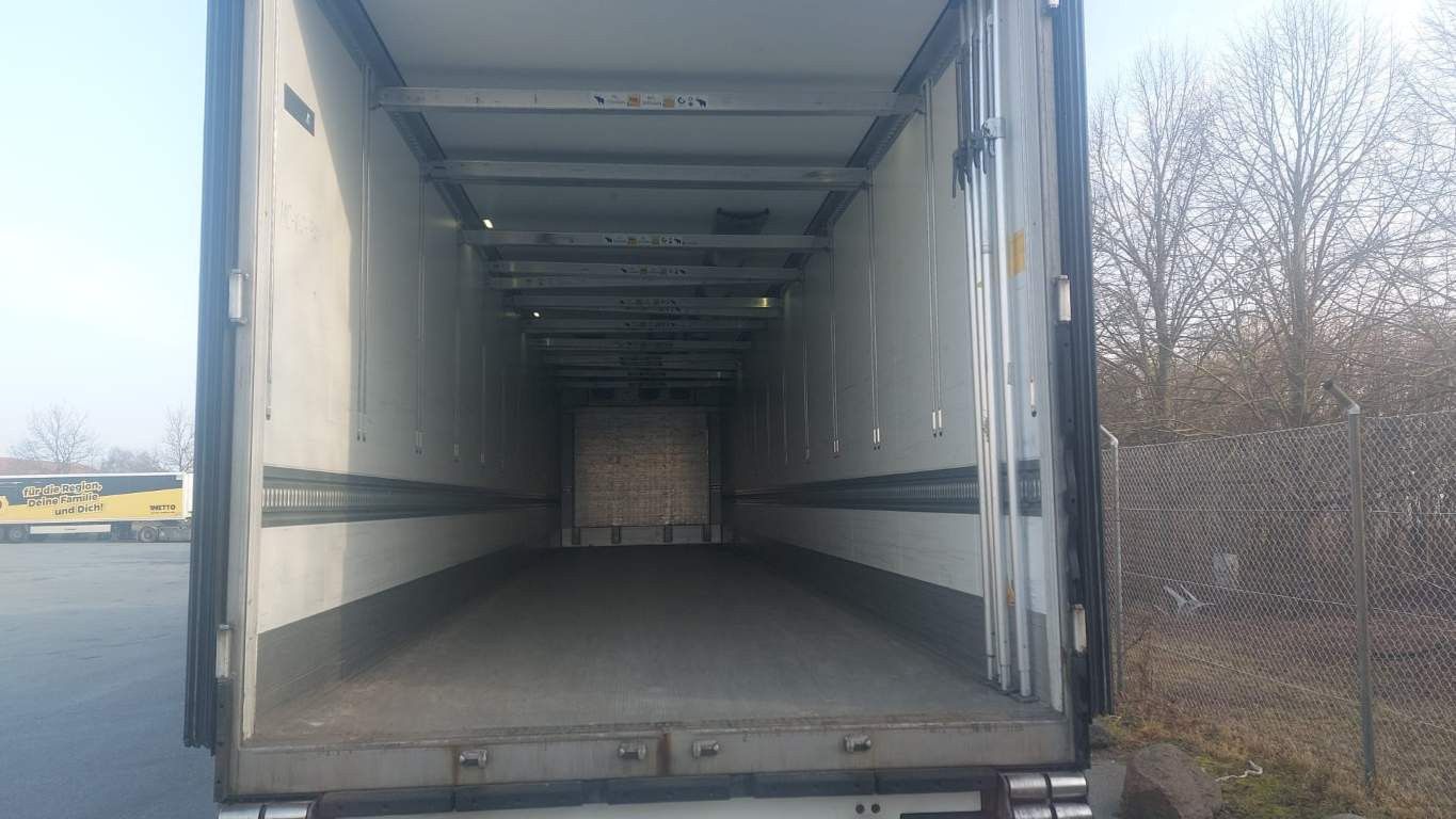 Fahrzeugabbildung Schmitz Cargobull Tiefkühler, Doppelstock, Diesel/ Strom