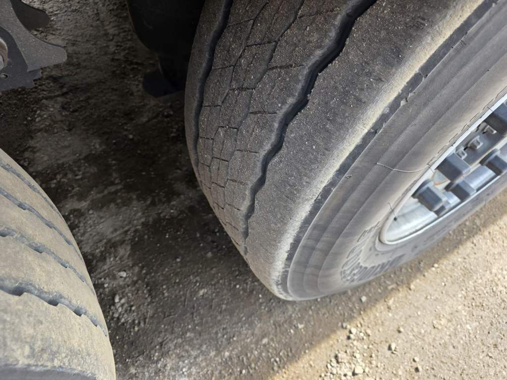 Fahrzeugabbildung Schmitz Cargobull Tiefkühler, Doppelstock, Diesel/ Strom