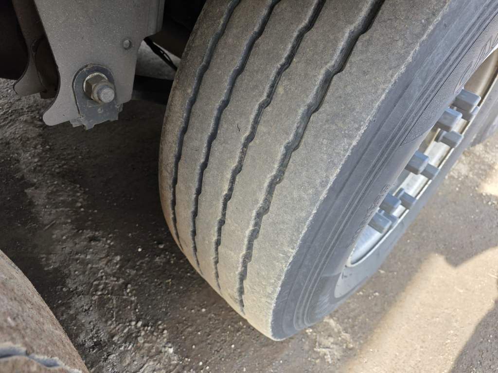 Fahrzeugabbildung Schmitz Cargobull Tiefkühler, Doppelstock, Diesel/ Strom