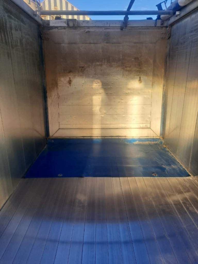 Fahrzeugabbildung Knapen Schubboden 65 cbm, Lift, sauberes Fahrzeug