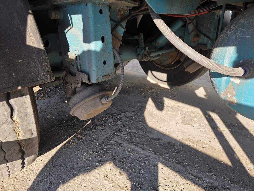 Fahrzeugabbildung Knapen Schubboden 65 cbm, Lift, sauberes Fahrzeug