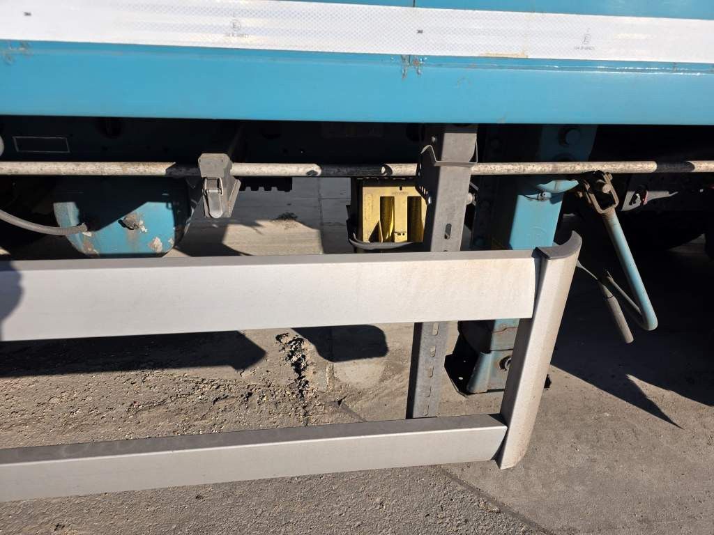 Fahrzeugabbildung Knapen Schubboden 65 cbm, Lift, sauberes Fahrzeug