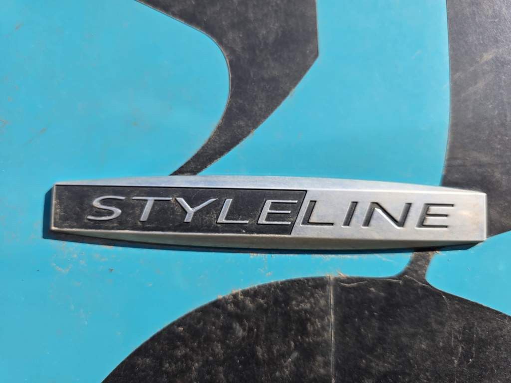 Fahrzeugabbildung Mercedes-Benz 1853 Giga Space, 2 Kreis-Hydraulik, 2 Tanks