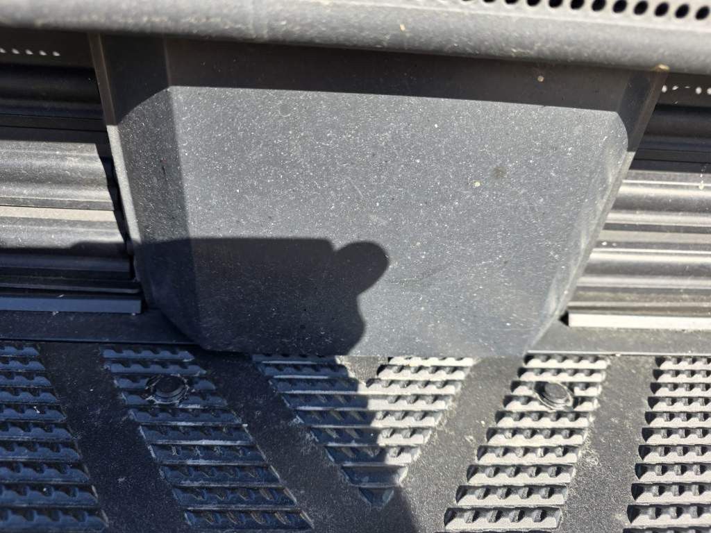 Fahrzeugabbildung Mercedes-Benz 1853 Giga Space, 2 Kreis-Hydraulik, 2 Tanks