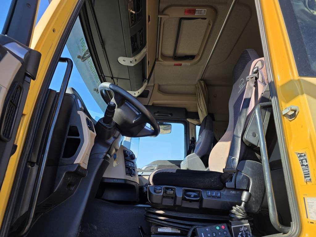 Fahrzeugabbildung MAN 18.460 TGS 4x4 Hydrodrive, Klima Automat