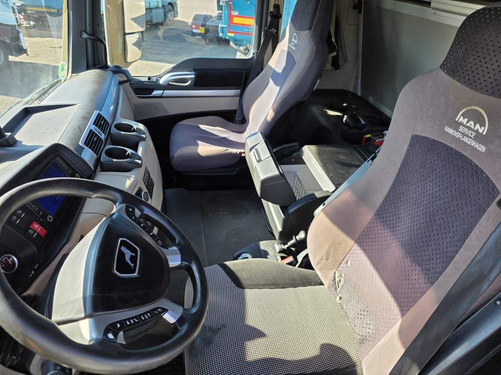 Fahrzeugabbildung MAN 18.460 TGS 4x4 Hydrodrive, Klima Automat