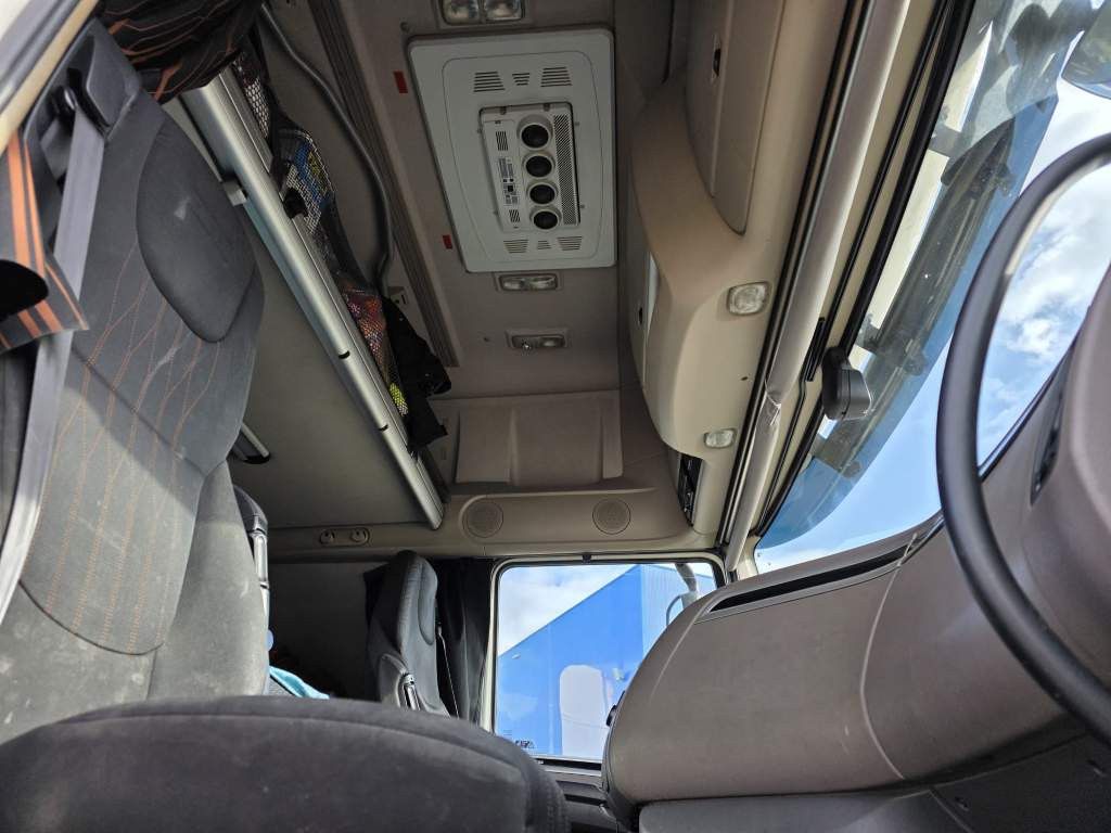 Fahrzeugabbildung DAF XF 450 LL SSC, Feuerlöschkästen, Standklima