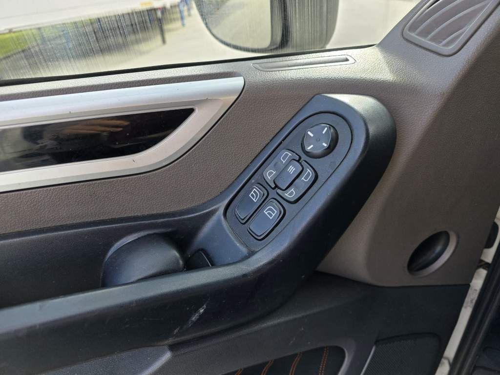 Fahrzeugabbildung DAF XF 450 LL SSC, Feuerlöschkästen, Standklima