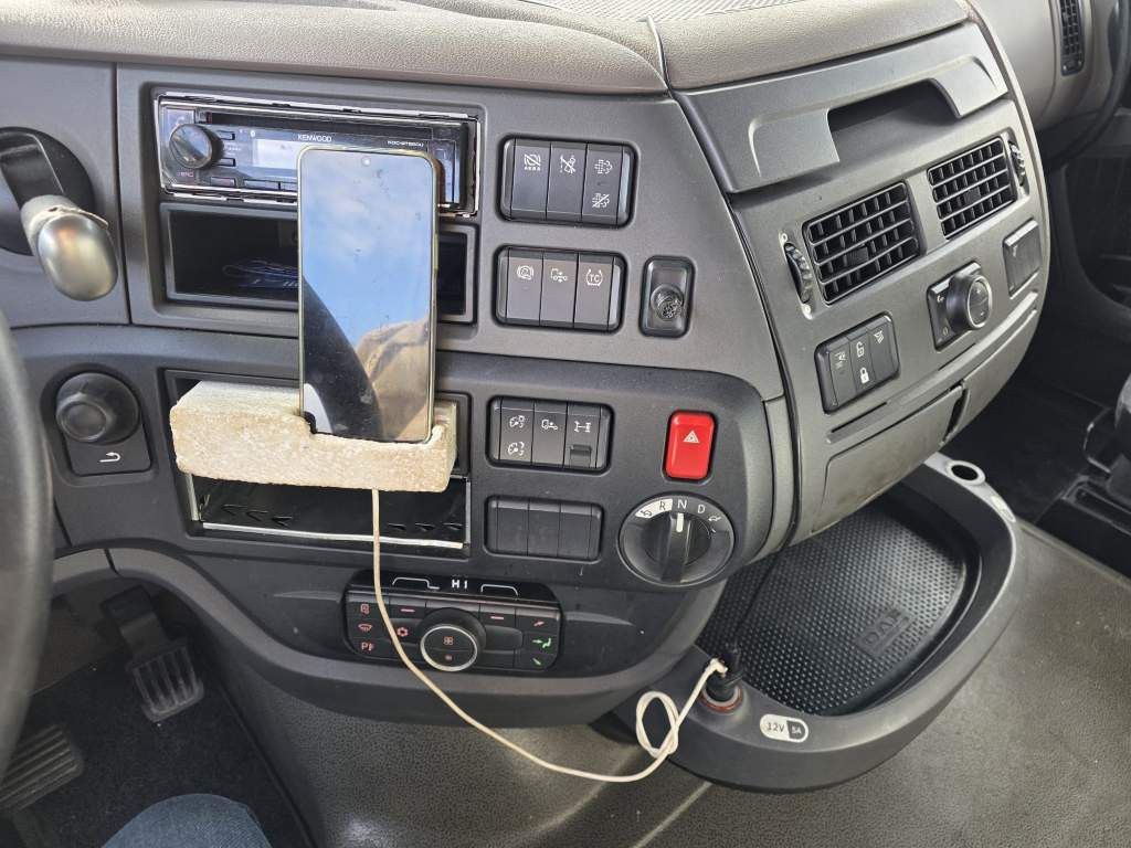 Fahrzeugabbildung DAF XF 450 LL SSC, Feuerlöschkästen, Standklima